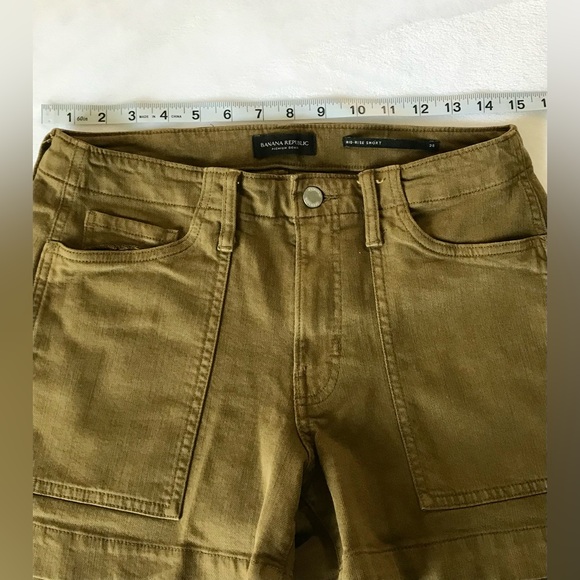 Banana Republic Premium Denim Mid Rise 4” Utility Short  Olive Green Size 28 - Picture 9 of 10